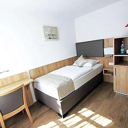 Hotel Adler Bad Friedrichshall