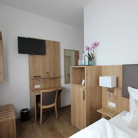 Hotel Adler Bad Friedrichshall