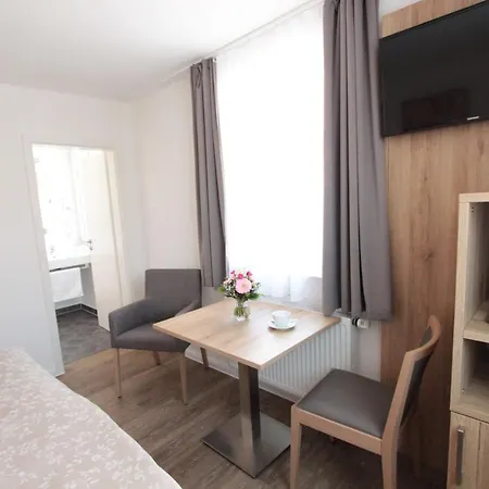Adler Hotel 3*